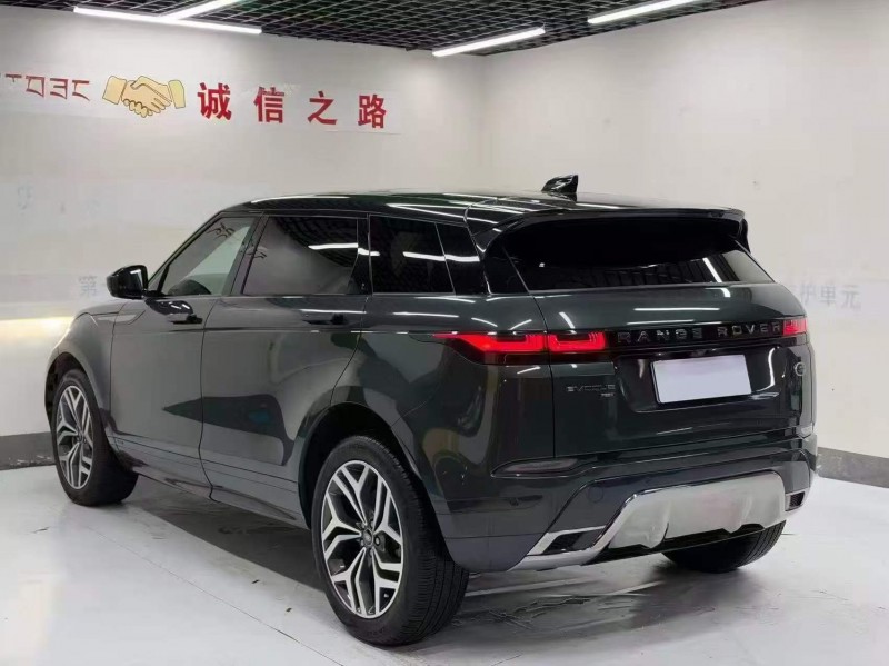 东营21年路虎极光7