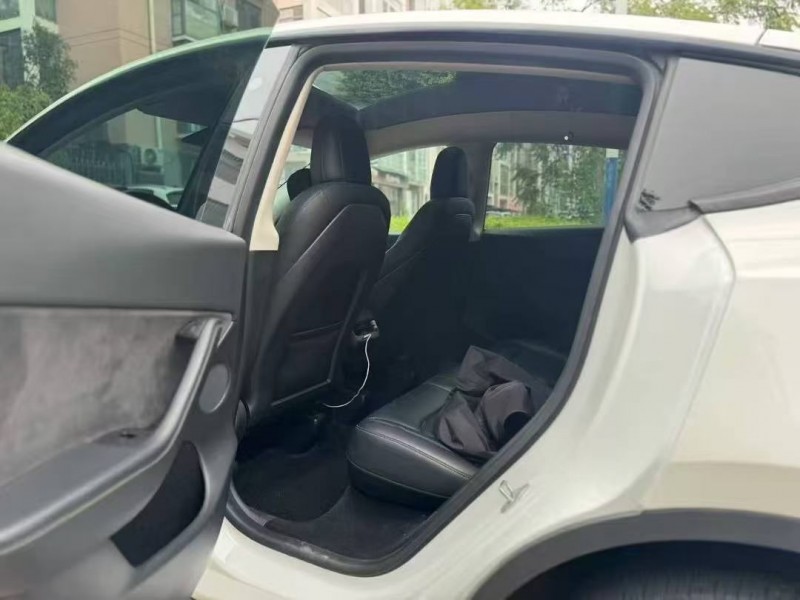 开封22年特斯拉MODEL Y4