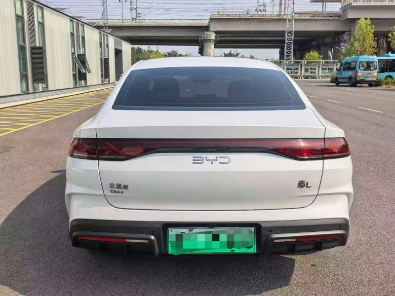 天津25年比亚迪秦9