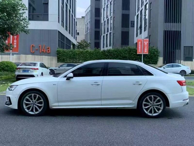 广州17年奥迪A4L4