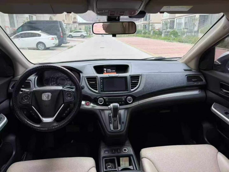 鹤壁17年本田CRV7