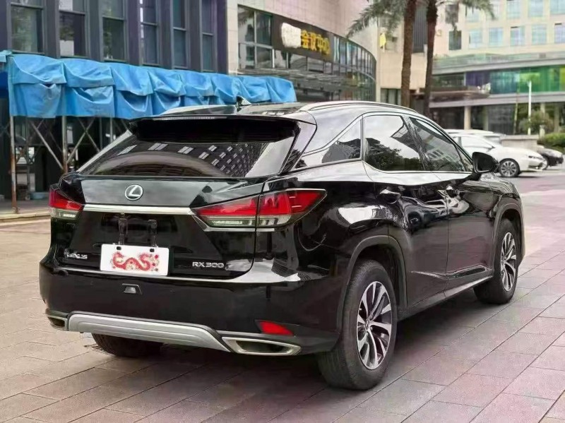 广州20年雷克萨斯RX8