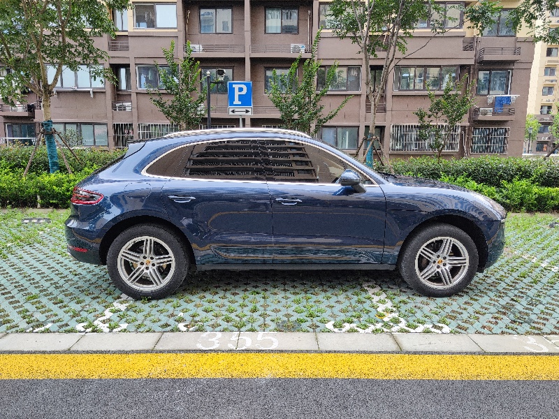 荆门15年保时捷Macan7