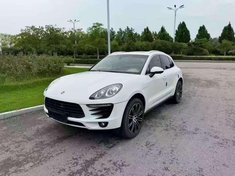 枣庄15年保时捷Macan3