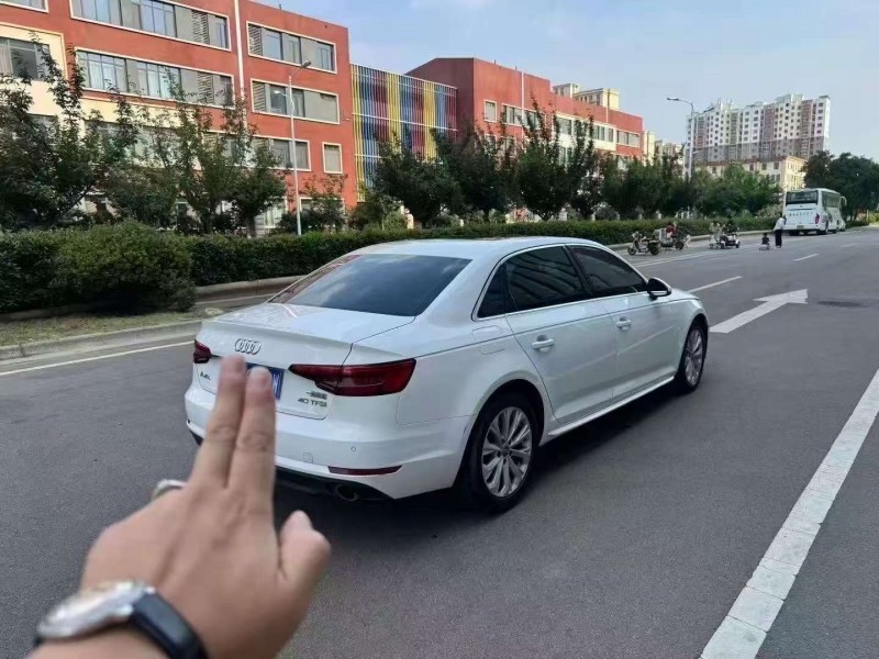 潍坊17年奥迪A4L7