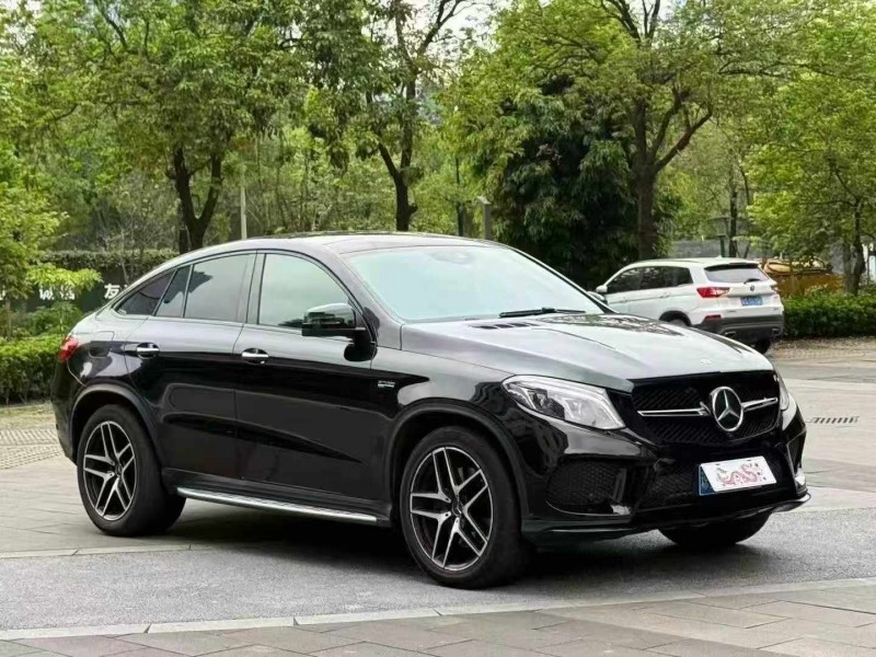佛山19年奔驰AMG3