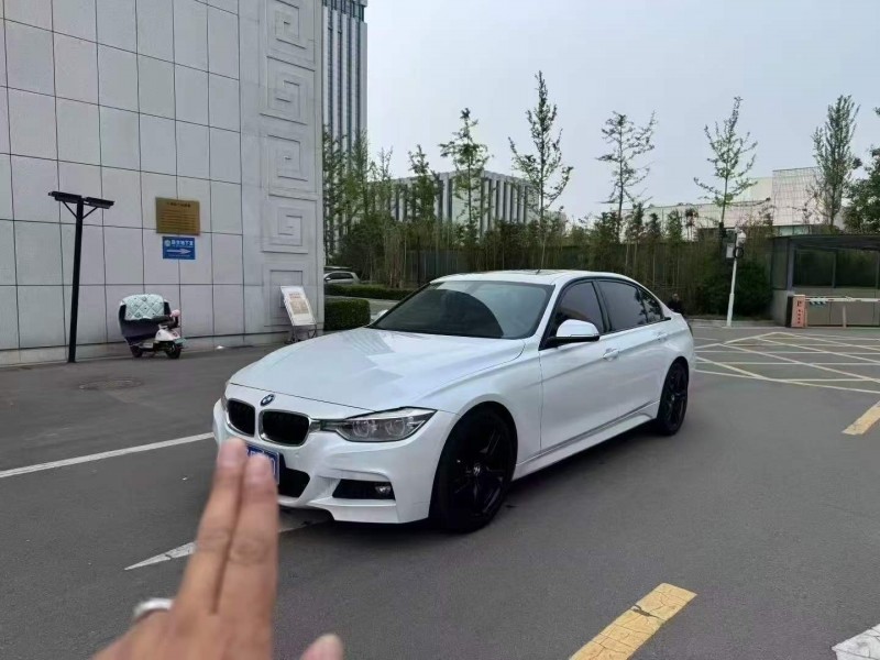 潍坊17年宝马3系2