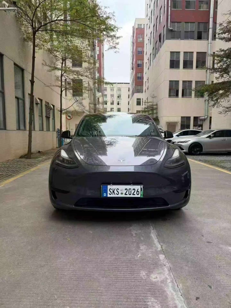 深圳22年特斯拉MODEL Y1