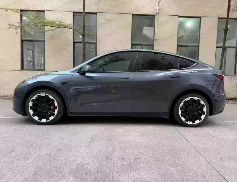 深圳22年特斯拉MODEL Y8