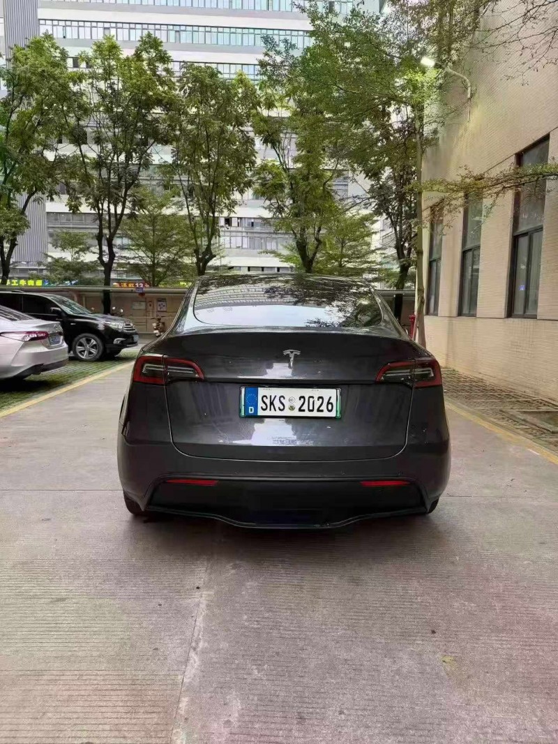 深圳22年特斯拉MODEL Y9