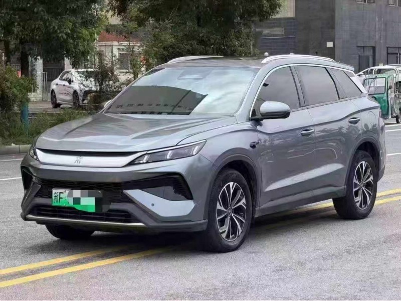 岳阳25年比亚迪宋2
