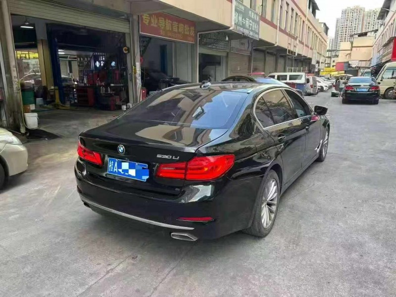 防城港18年宝马5系8