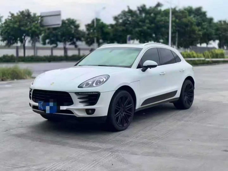 莆田15年保时捷Macan2