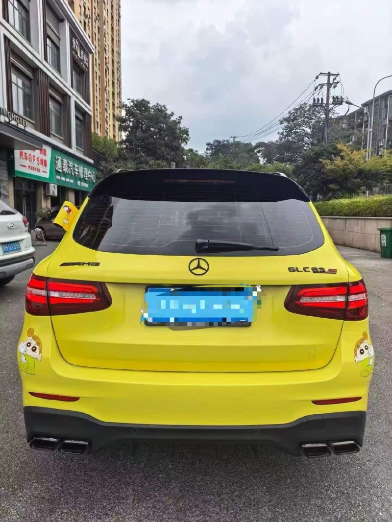 鹰潭19年奔驰GLC9