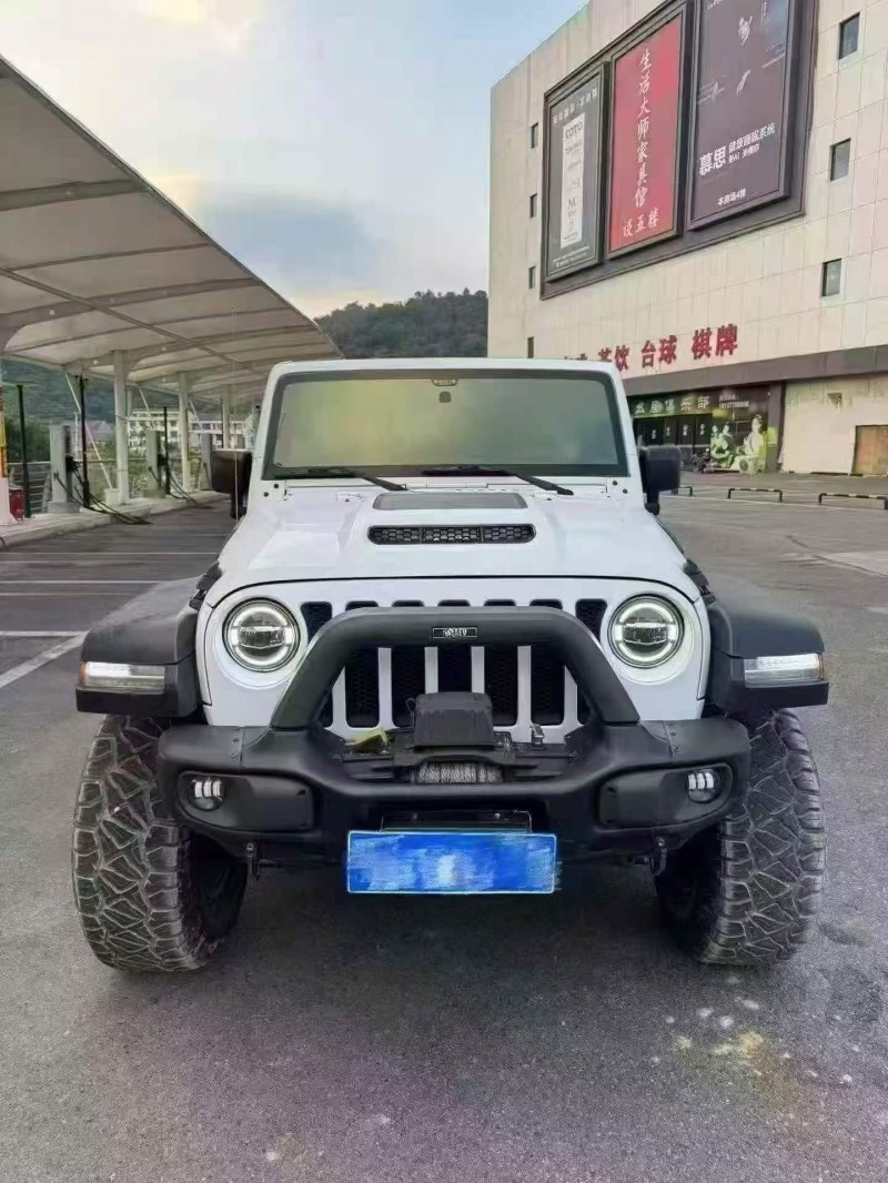 东营17年Jeep牧马人1