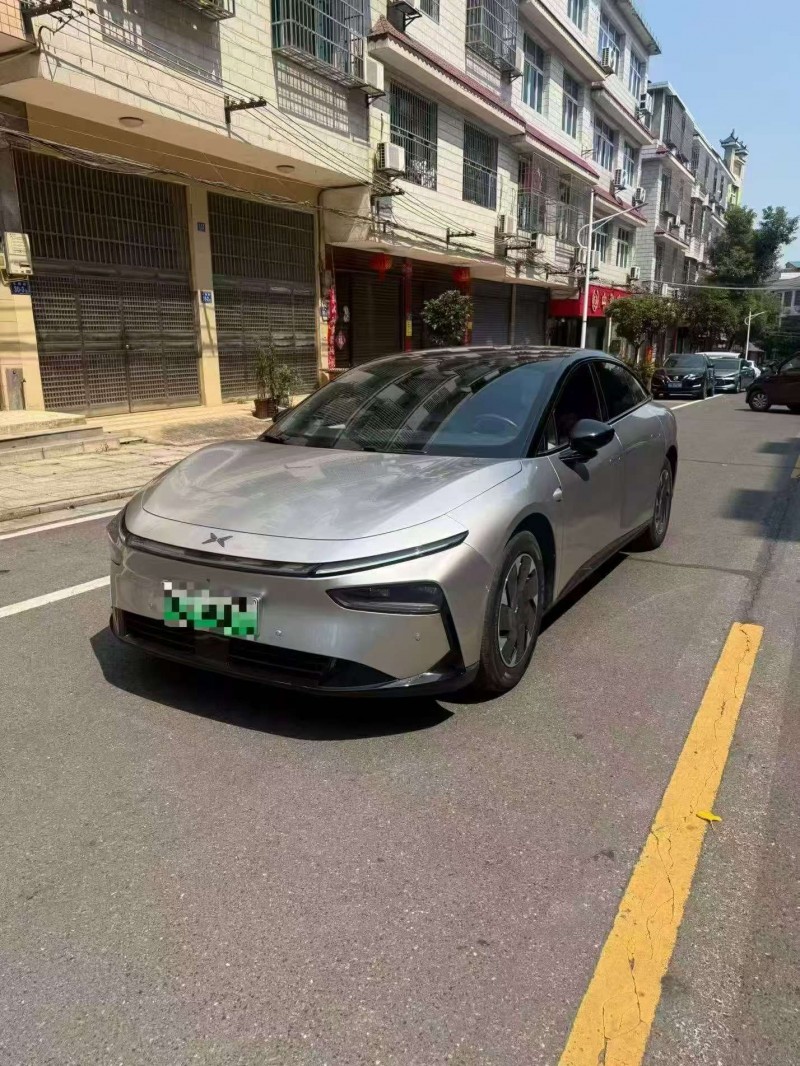 邵阳25年小鹏汽车p75
