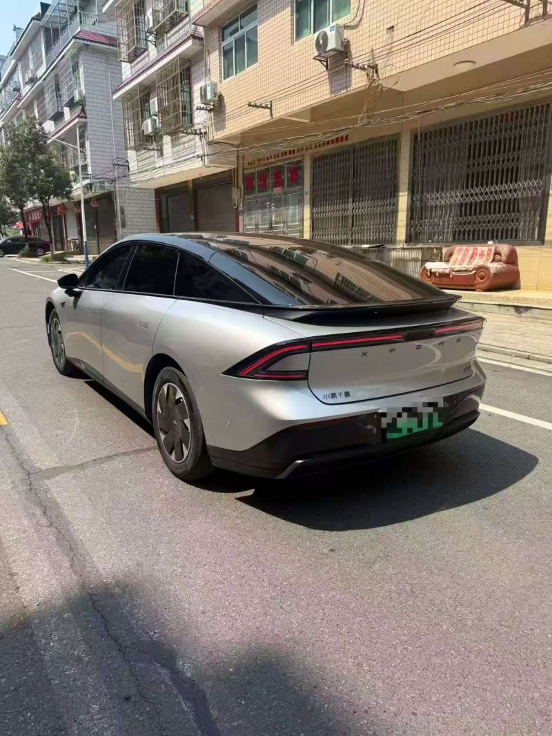 邵阳25年小鹏汽车p77