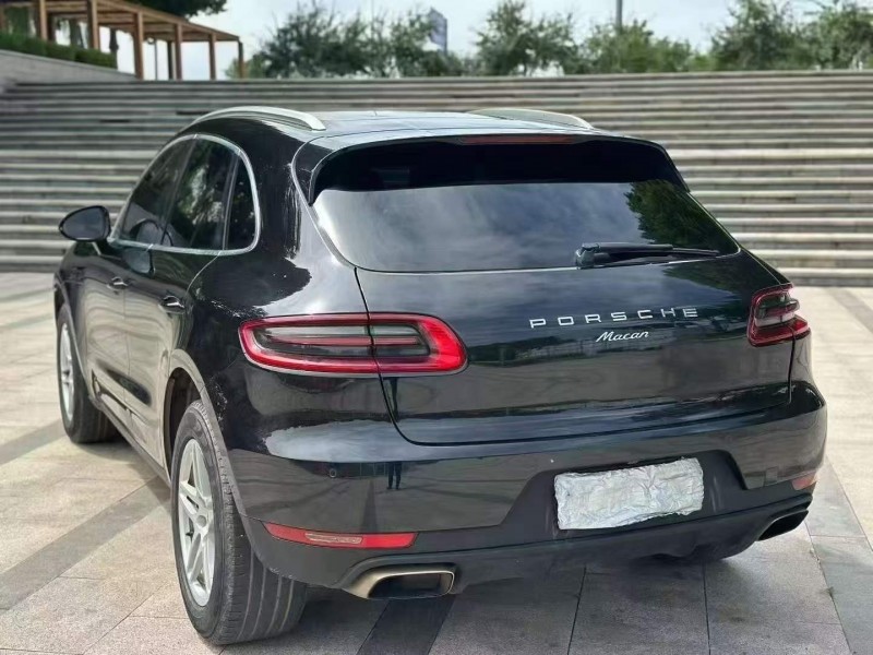 枣庄16年保时捷Macan8
