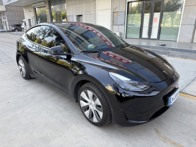 济宁22年特斯拉MODEL Y2