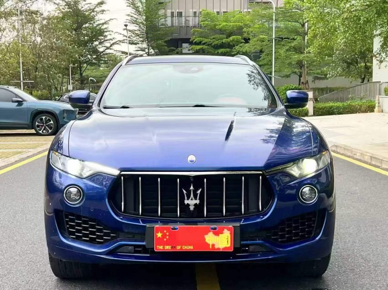 广州17年玛莎拉蒂Levante1