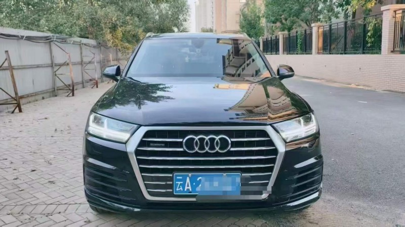 张家口17年奥迪Q71