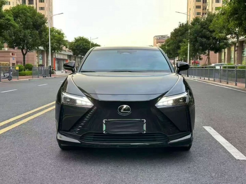 广州23年雷克萨斯RZ1