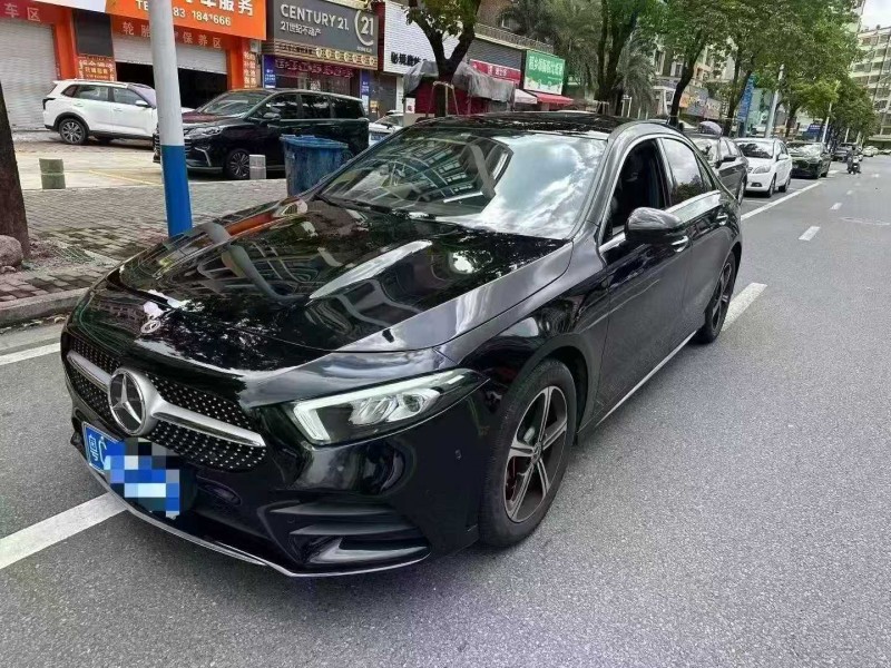 广州23年奔驰A3