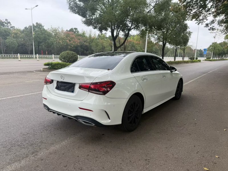 娄底20年奔驰A7