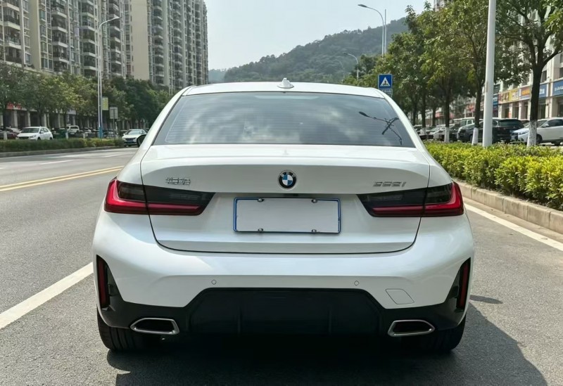 广州25年宝马3系9