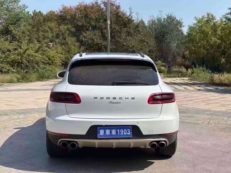 淄博17年保时捷Macan9