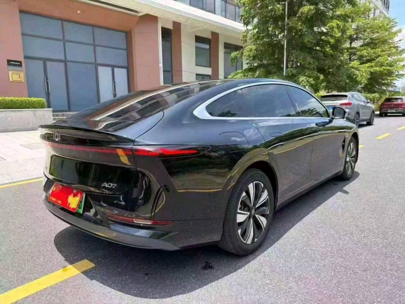 广州25年长安汽车启源8