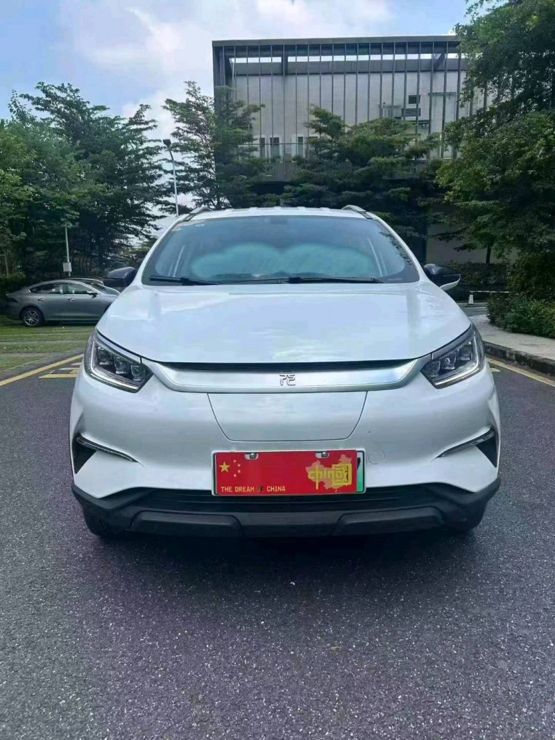 广州23年比亚迪元1