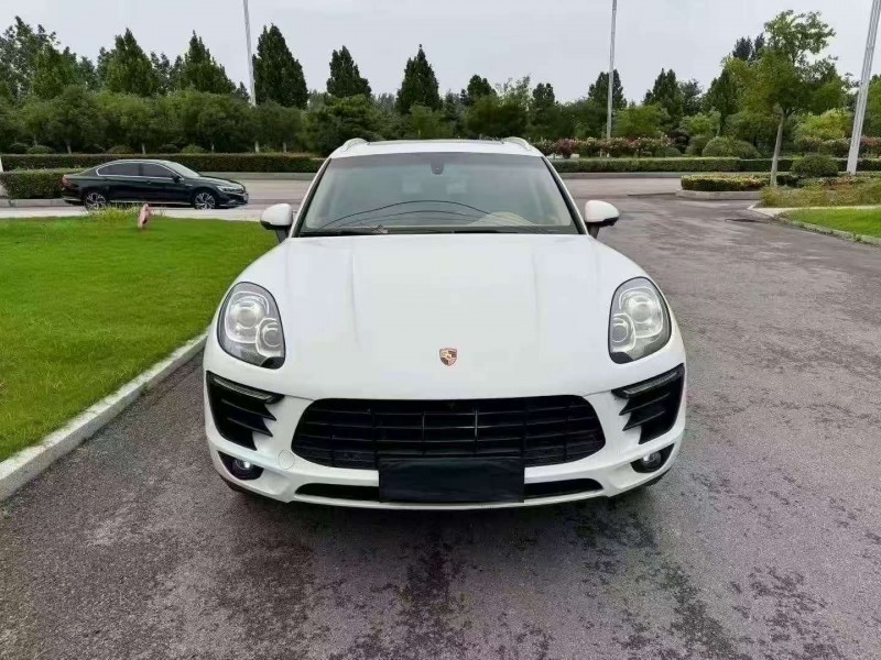 淄博15年保时捷Macan1