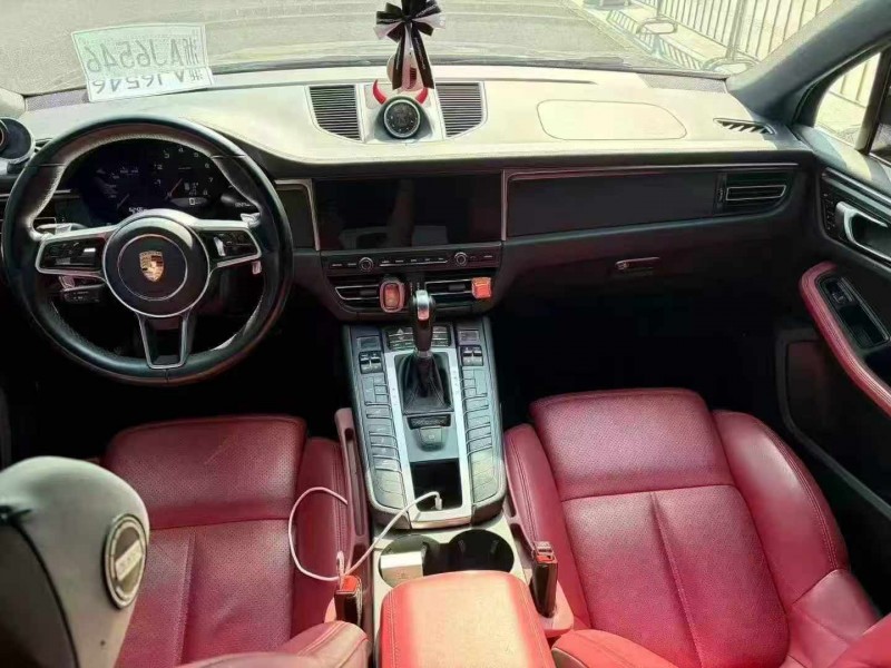 金华20年保时捷Macan6