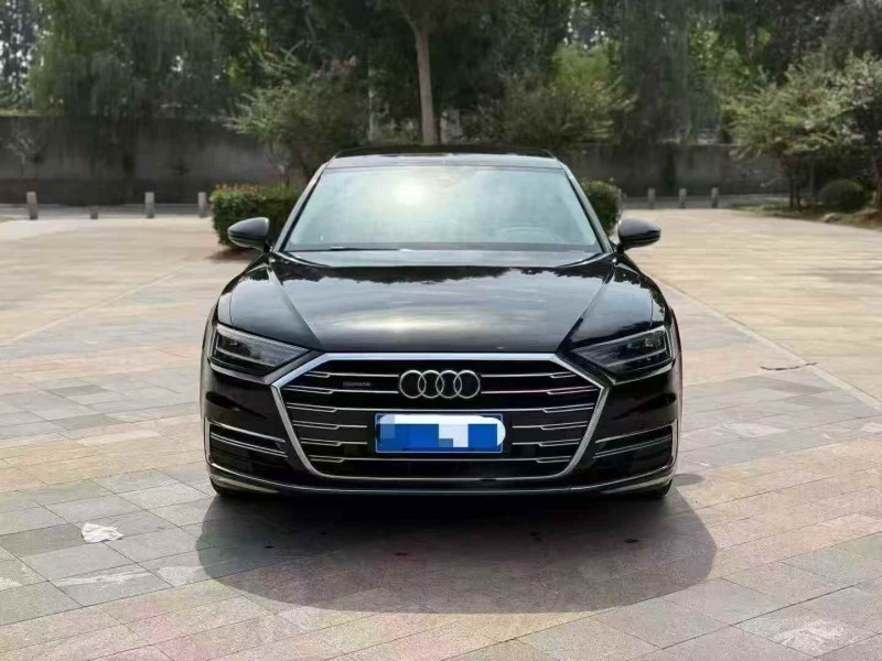 枣庄21年奥迪A8L1