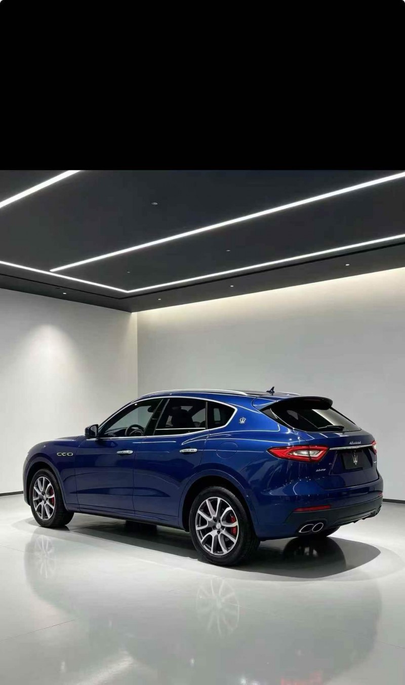 宜昌17年玛莎拉蒂Levante3