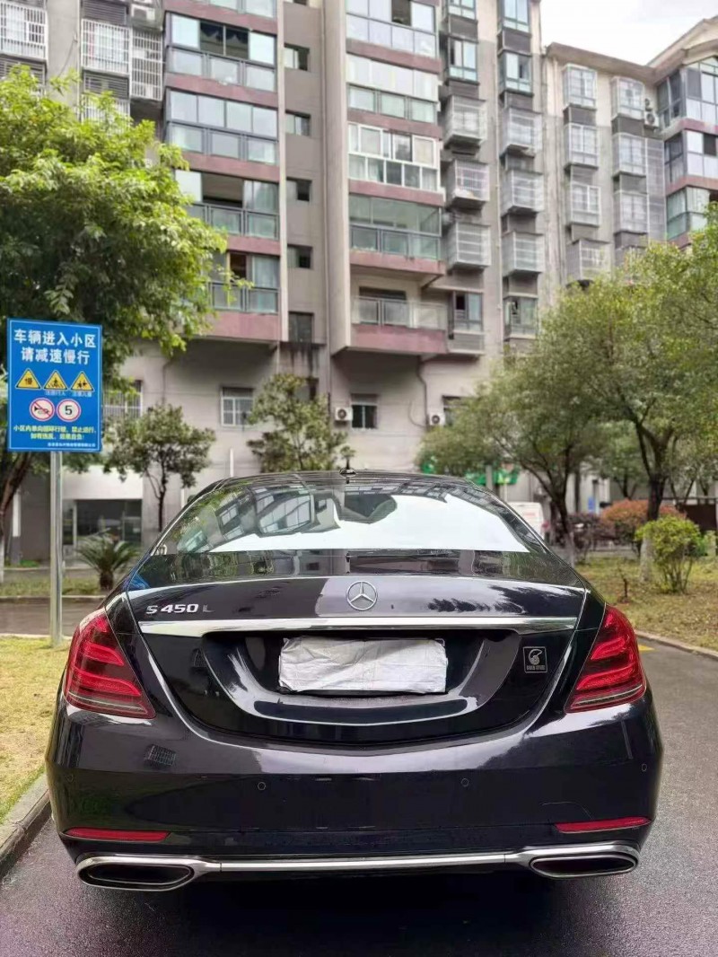 重庆19年奔驰S8