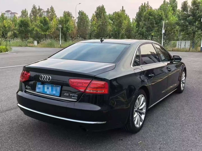 天津14年奥迪A8L8