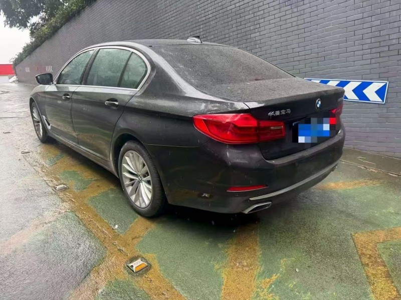 徐州19年宝马5系9
