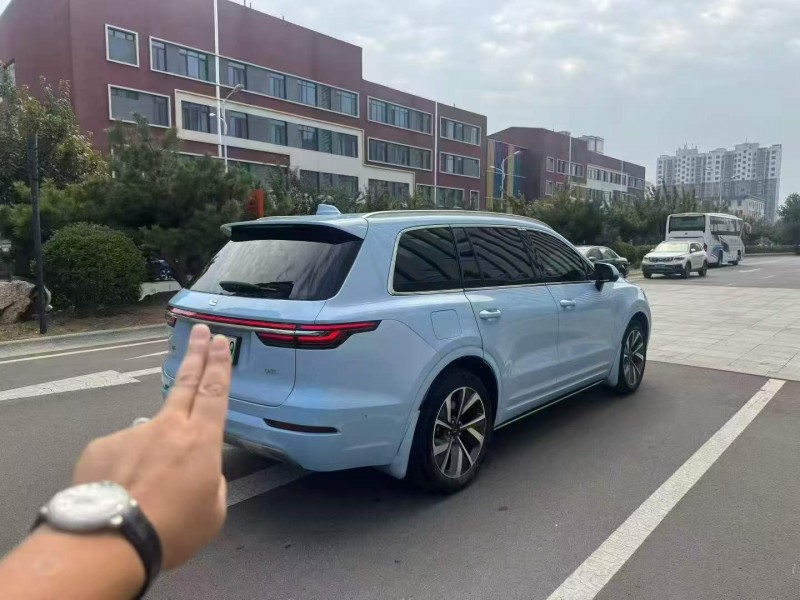 东营22年理想理想ONE7