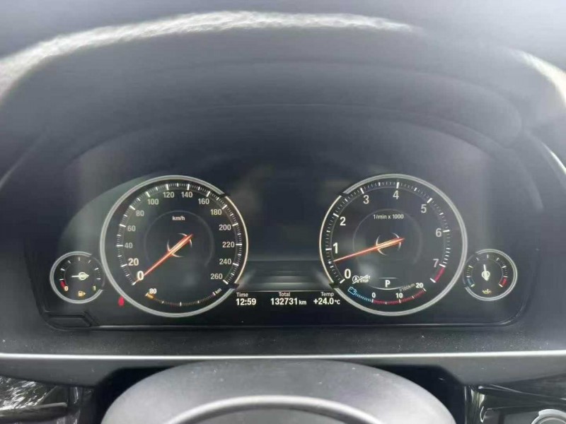 北海17年宝马X57