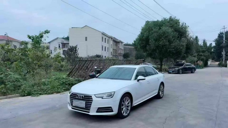 绍兴18年奥迪A4L2