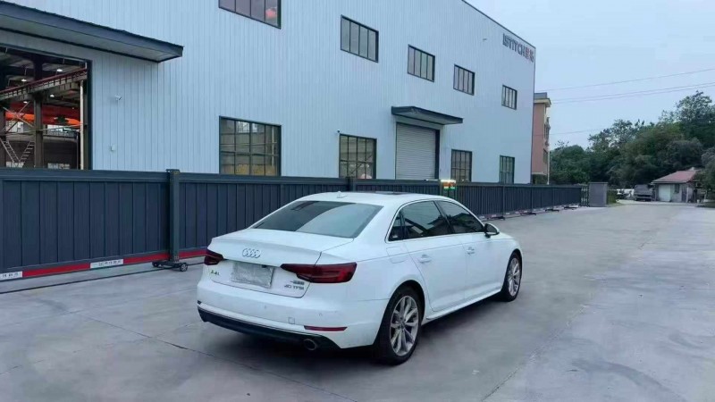 绍兴18年奥迪A4L8