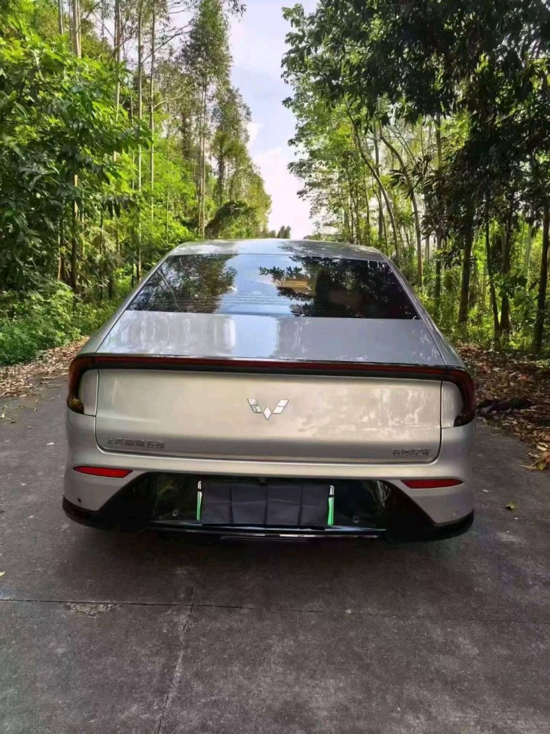 贺州24年五菱汽车星光8