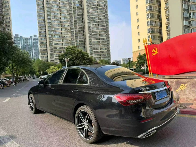 安阳18年奔驰E9