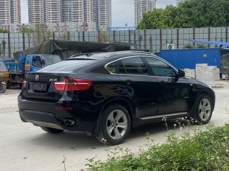 北海11年宝马X65