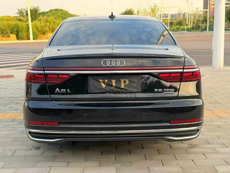 石家庄23年奥迪A8L8