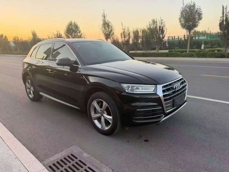 东营19年奥迪Q53