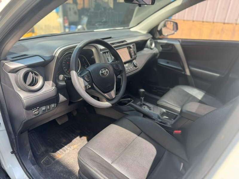 青岛18年丰田RAV4荣放4