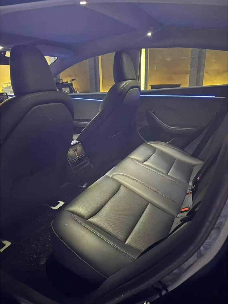 济宁24年特斯拉MODEL 35